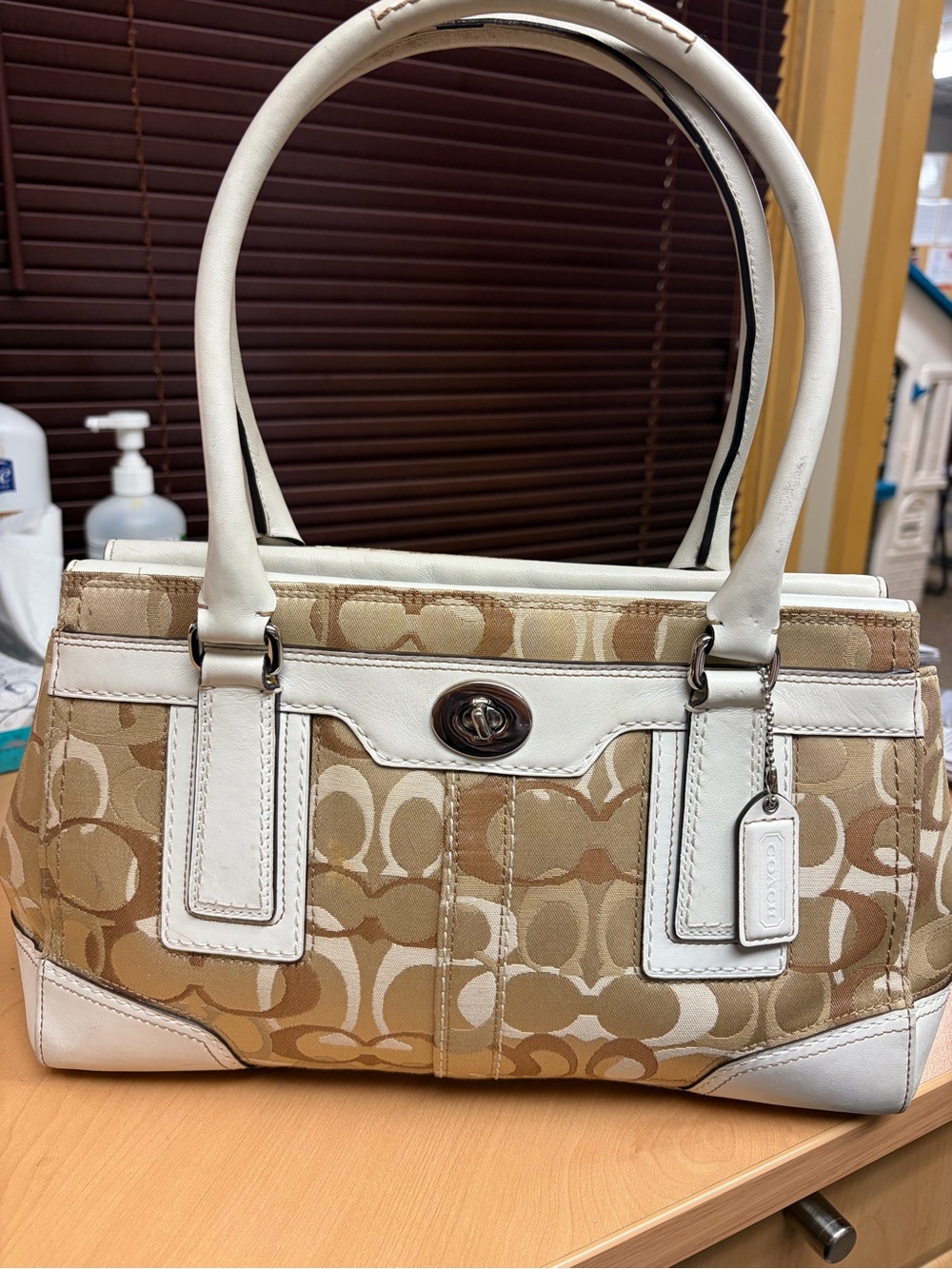 Coach Signature C Turnlock Shoulder Bag Tan White 11818